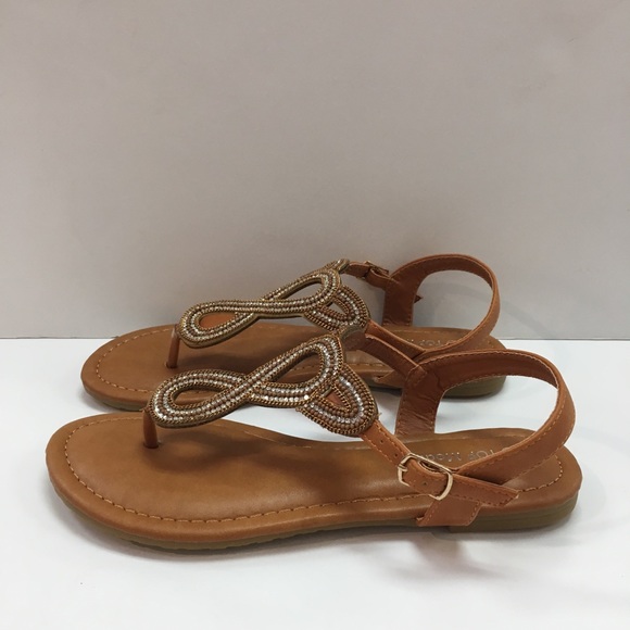 🌿Knot Embellished T-Strap Sandal🌿 - Picture 4 of 5